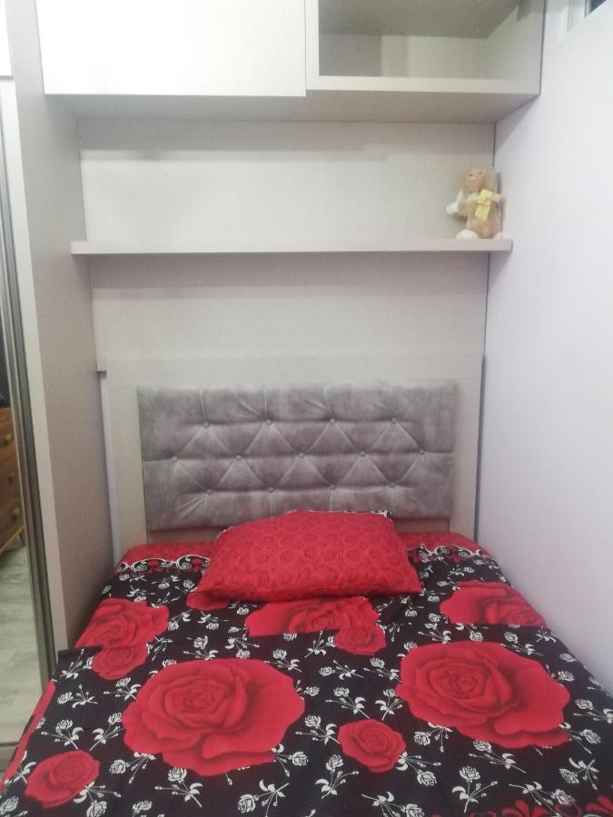 Apartment Irina Батумі Екстер'єр фото
